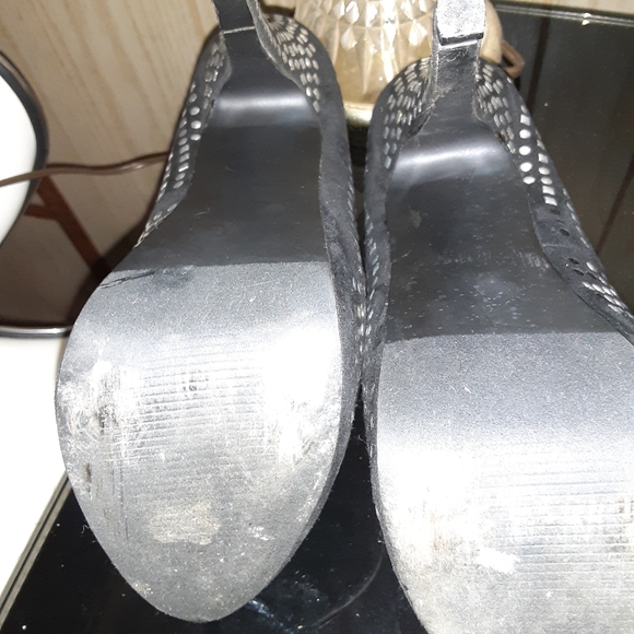 Great pair of very fashionable high heels - Picture 4 of 7